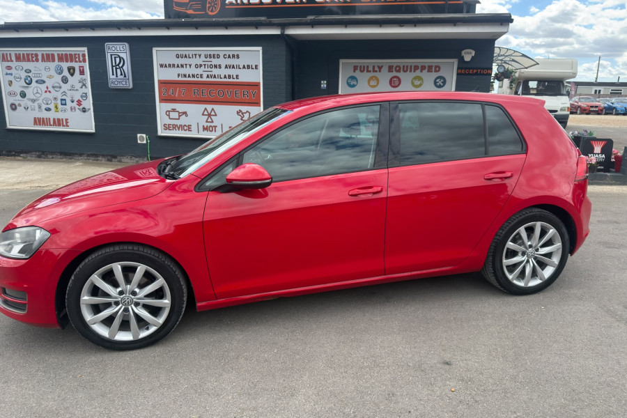 Volkswagen Golf 