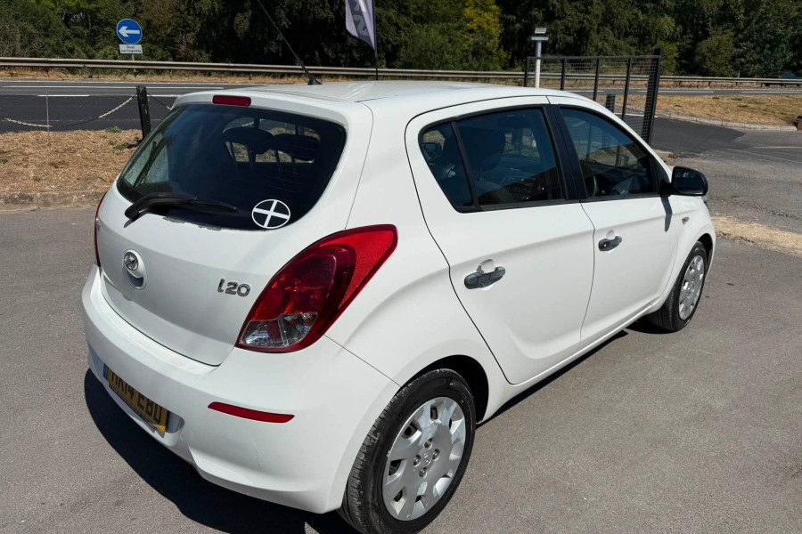 Hyundai i20  