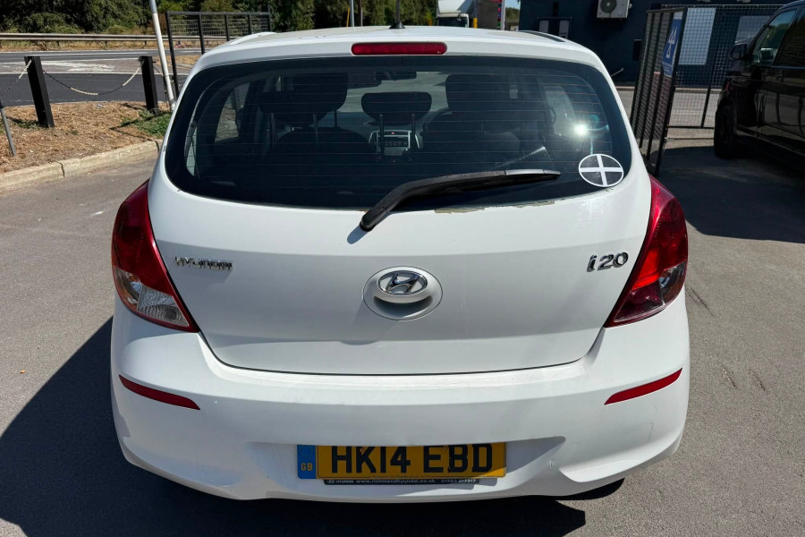 Hyundai i20  
