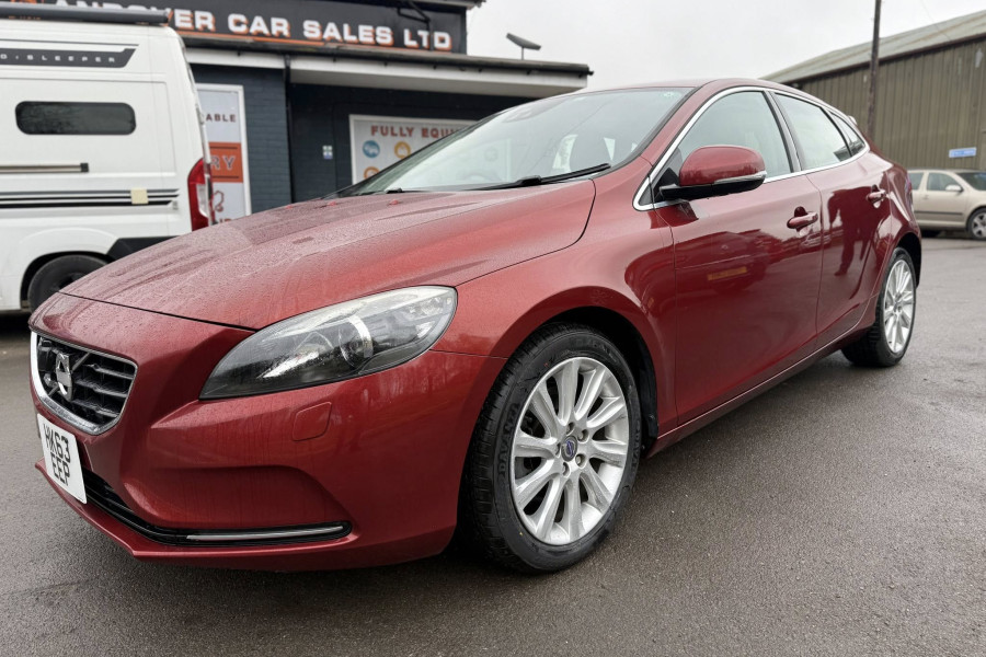 Volvo V40 
